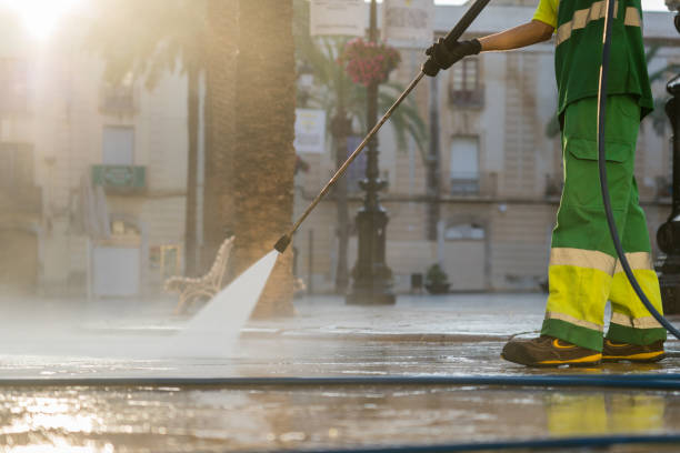 Best Playground Equipment Cleaning  in Harlingen, TX